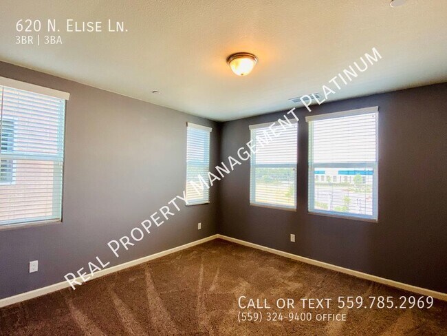 Building Photo - $2,250 3 Bedroom In Canyon Creek Community...