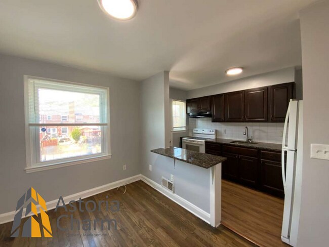 Building Photo - 2 Bedroom Home with Finished Basement Near St. Agnes Hospital