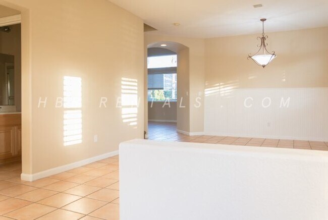 Building Photo - 1224 Crossroads Dr