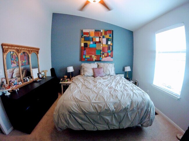 Bedroom 1 - 2918 Yates St
