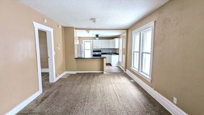 Building Photo - 3134 Glendale St