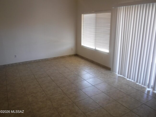 Building Photo - 7333 W Sunset Mountain Dr