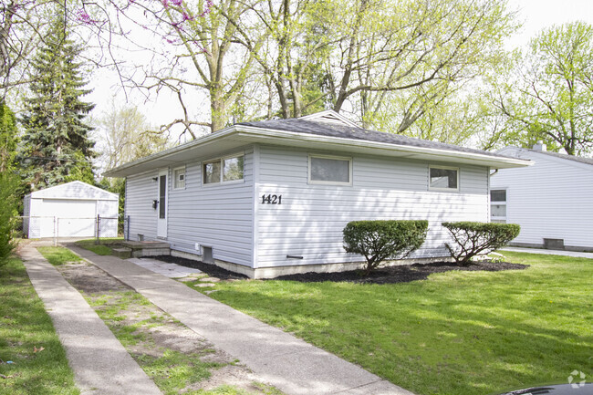 Building Photo - 1421 Pennelwood Dr