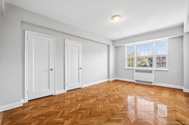 Building Photo - 45 Popham Rd