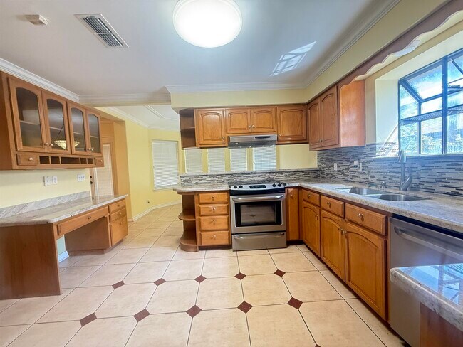 Building Photo - 1504 Nelson Ct