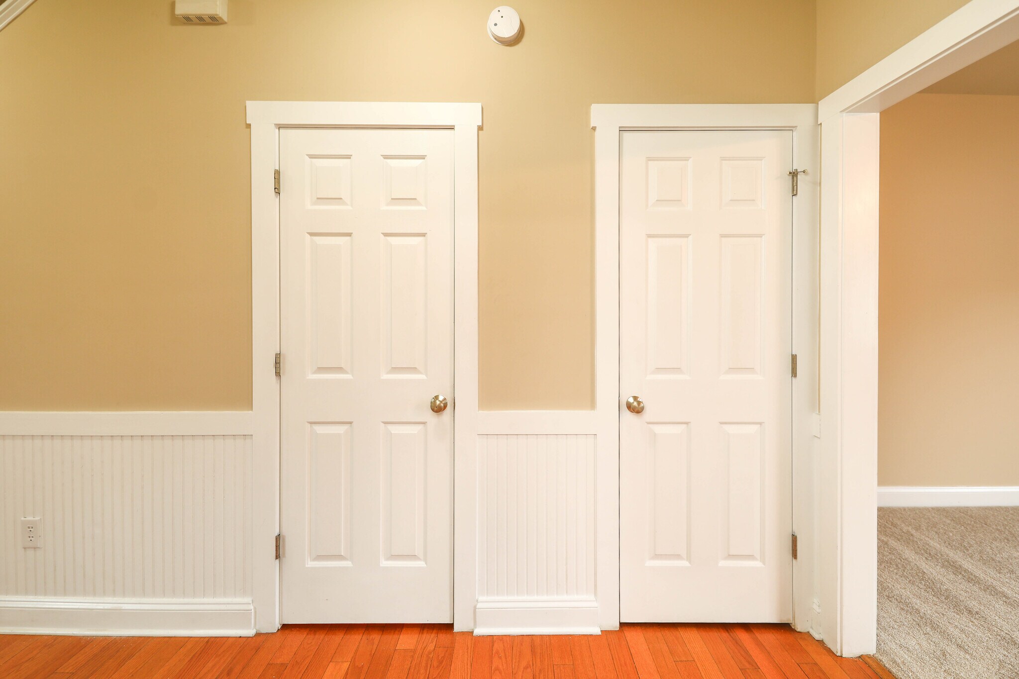 Building Photo - 328 Marquette Ct