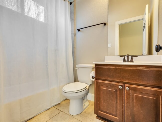 Building Photo - 5342 Tyler Park Ln