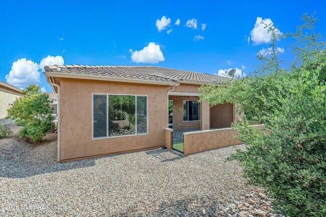 Building Photo - 61370 E Flint Dr