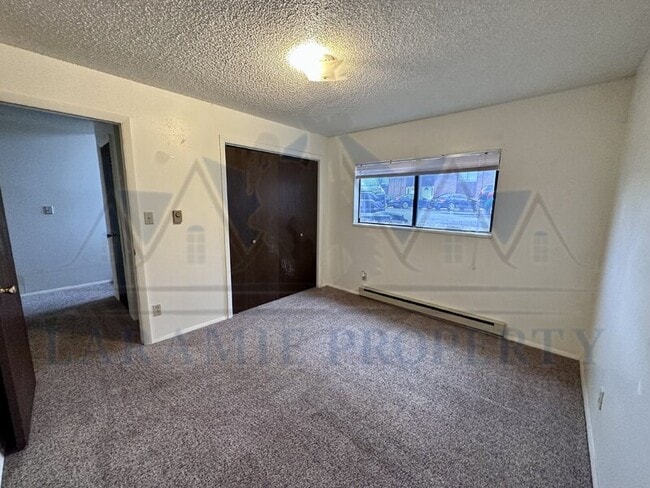Building Photo - 714 Downey St