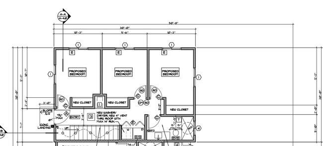 Building Photo - Private balcony + private patio!