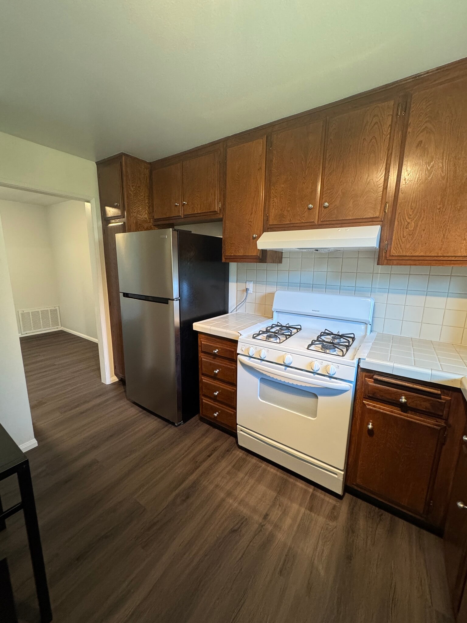 Building Photo - 31505 Lindero Canyon Rd