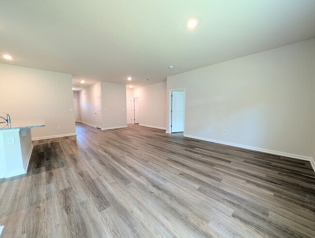 Building Photo - Brand New Home in Sand Ridge Park