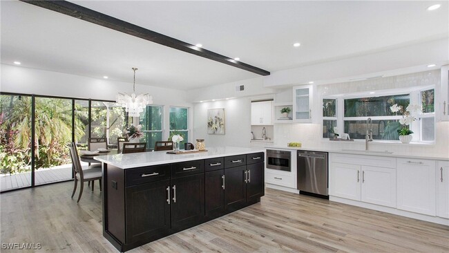 Building Photo - 16973 Timberlakes Dr