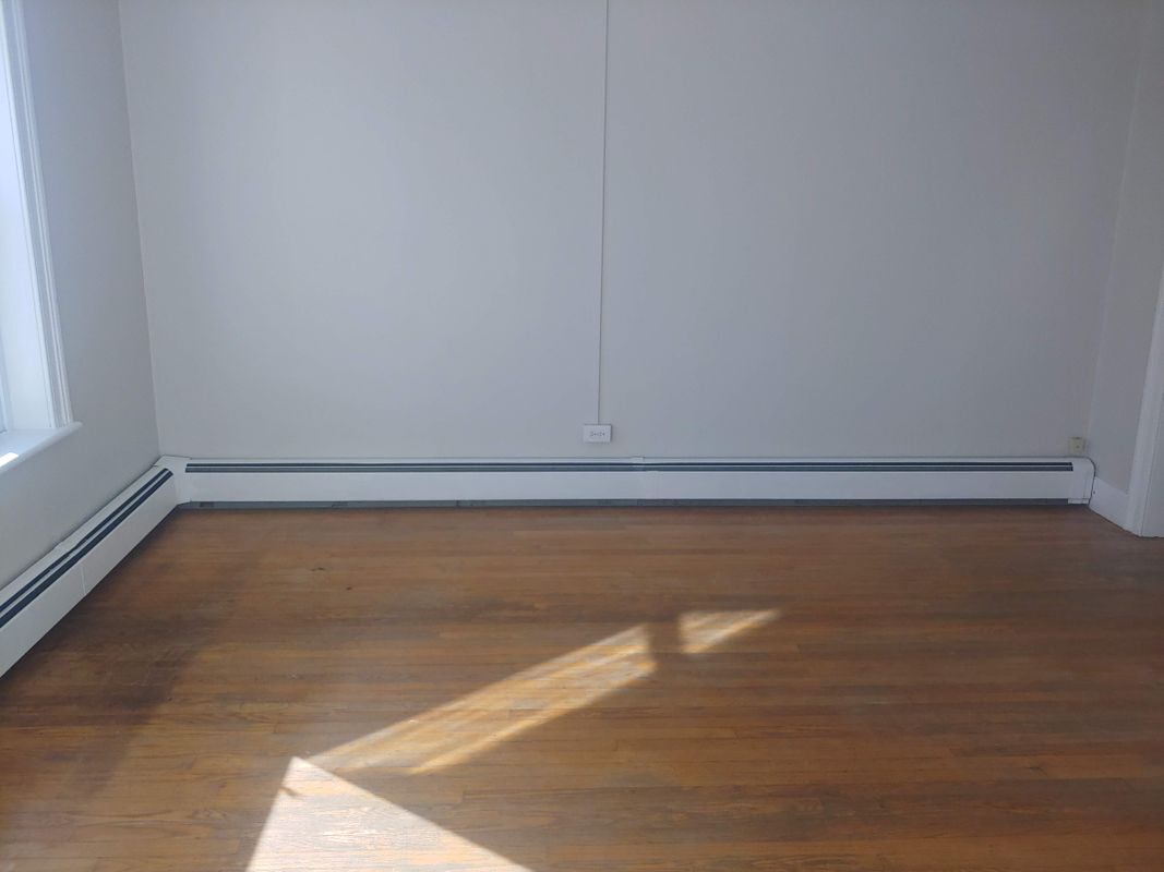 Building Photo - 36 Davis St