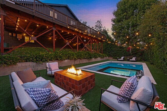 Building Photo - 2304 Vestal Ave