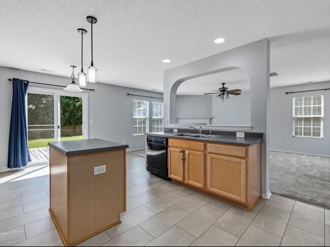 Building Photo - 4810 Rockport Dr