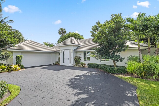 Building Photo - 1386 S Atlantic Dr