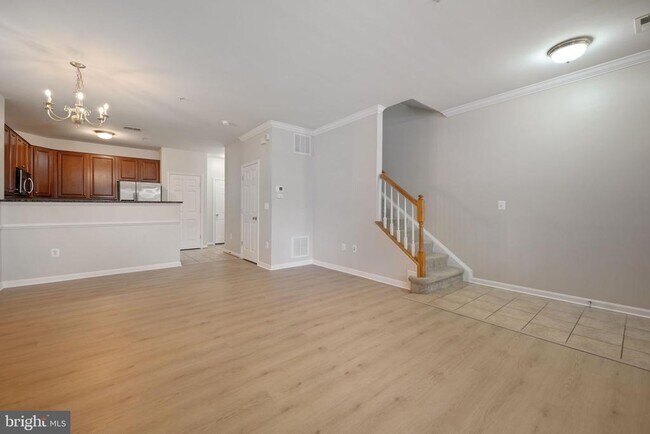 Building Photo - 15555 John Diskin Cir