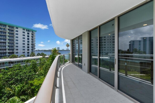 Building Photo - 1135 103rd St