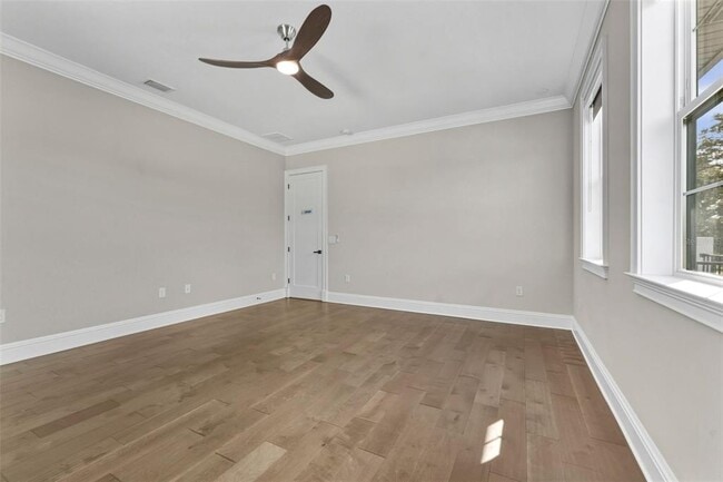 Building Photo - 481 W Davis Blvd