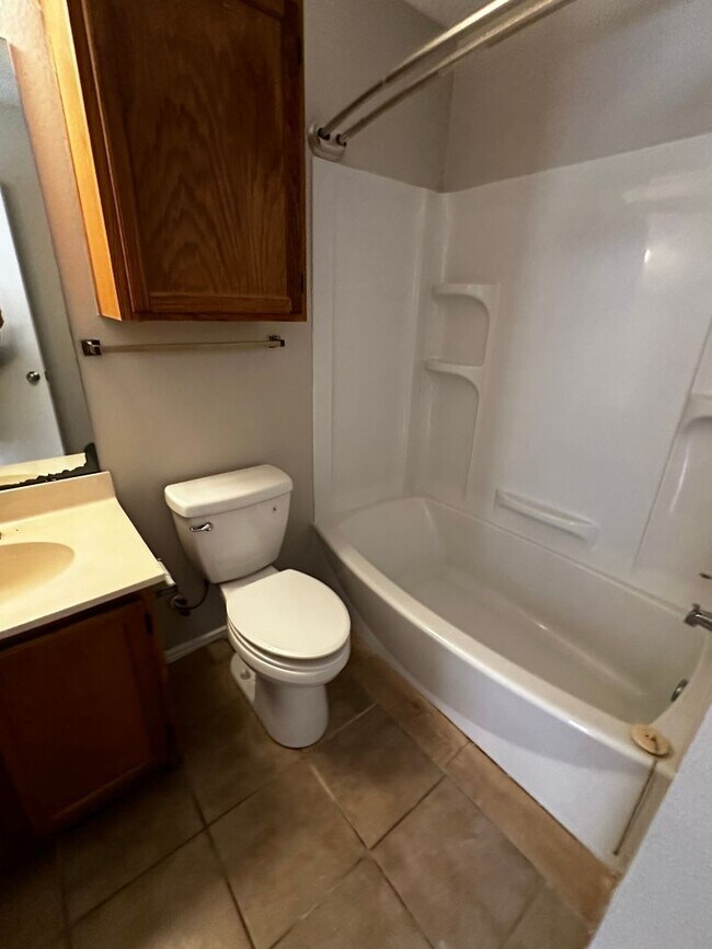 Building Photo - D.Schrager Properties2 (523 Cutty Trl)