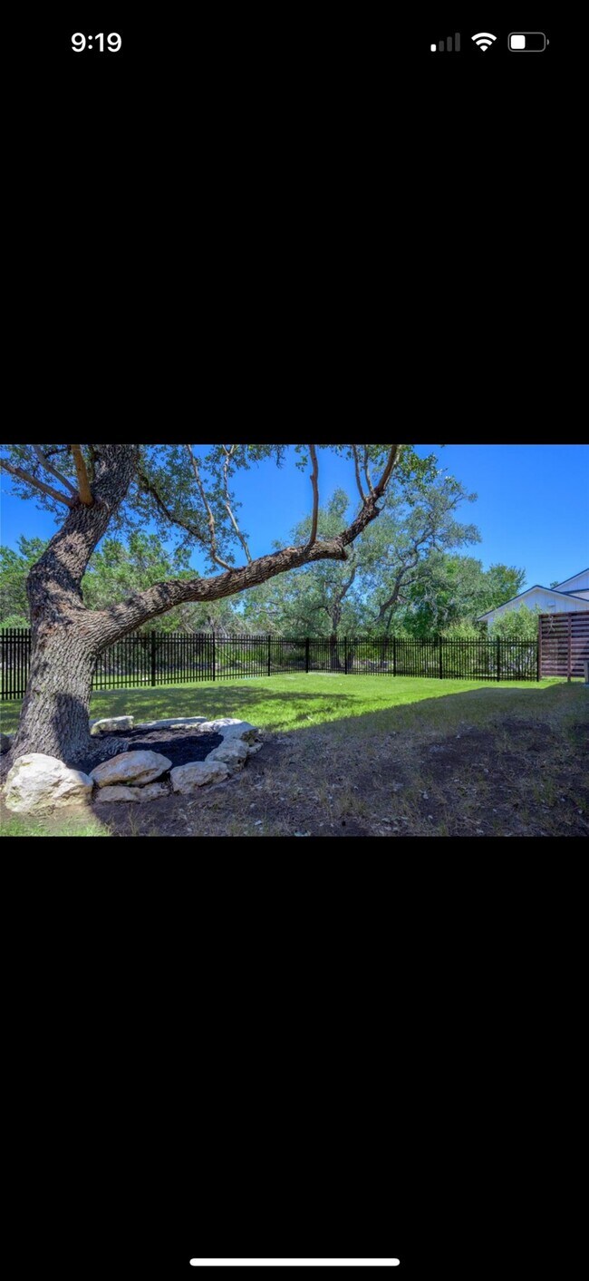 Building Photo - 142 Volterra Ln