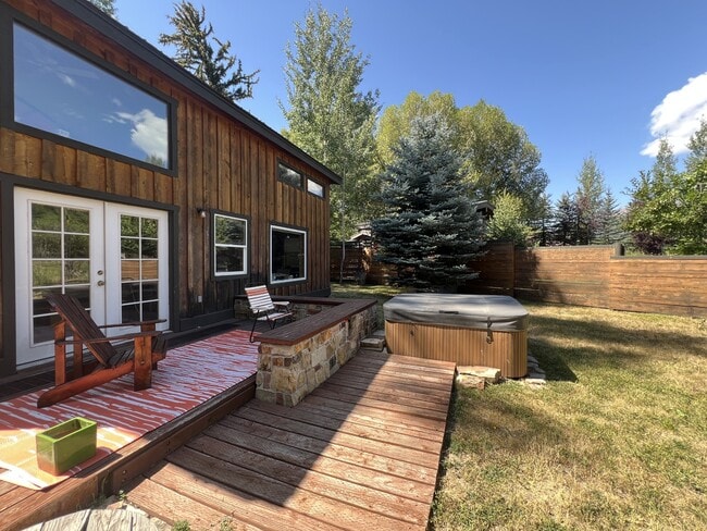 Building Photo - 4275 Leeper Ln