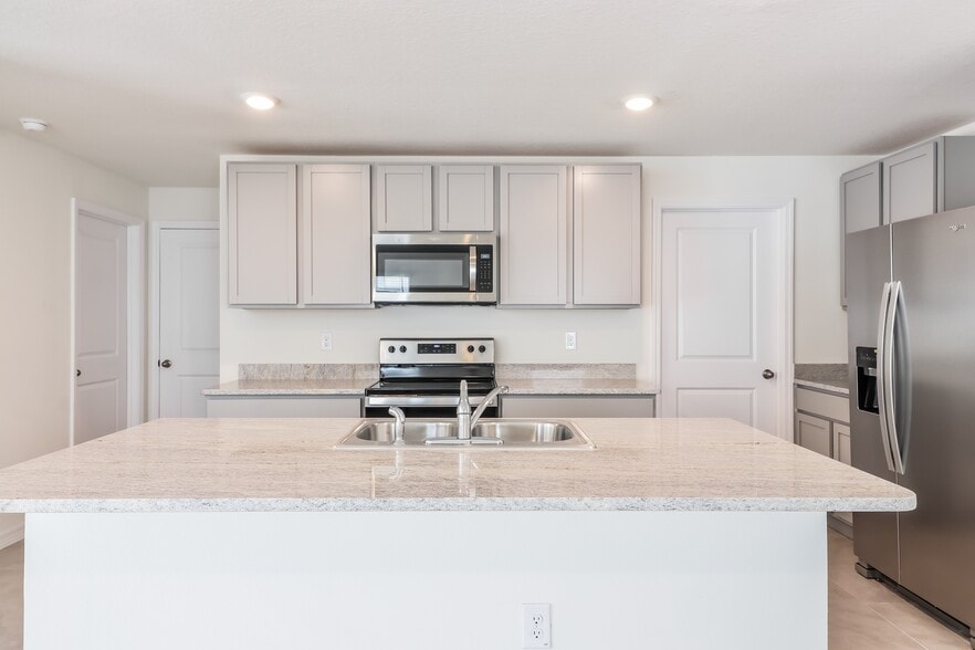 Building Photo - 36502 Spanish Rose Dr