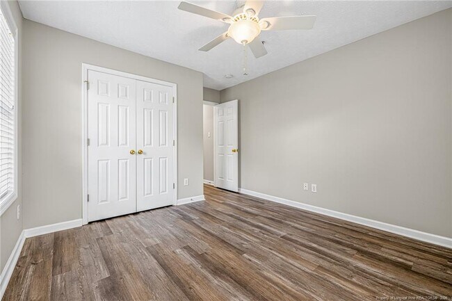 Building Photo - 342 Bubble Creek Ct