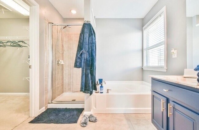 Building Photo - 6174 Indian Wood Cir