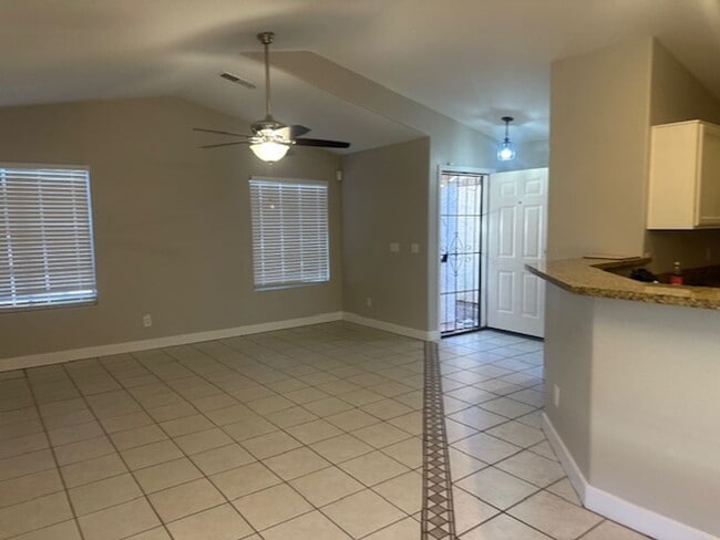 Building Photo - $2,000 For Rent A Lovely 3 Bed 2 Bath 1.673 Sq. Ft. Condo, all One Level Home in Chandler 85225!