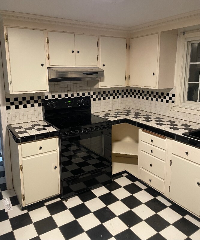 Building Photo - 28 Salem Rd