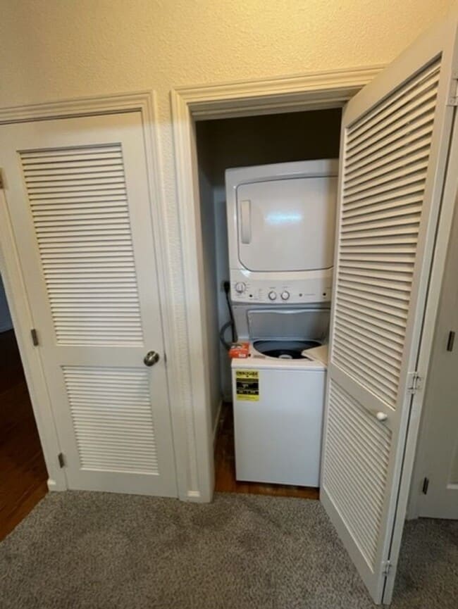 Building Photo - Condo for Rent – Antelope, CA
