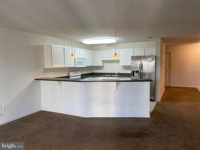 Building Photo - 20364 Row Boat Ln