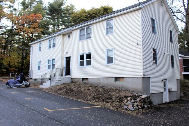 Primary Photo - 859 Mammoth Rd