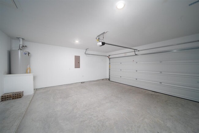 Building Photo - 18430 Cobalt Cove Ln