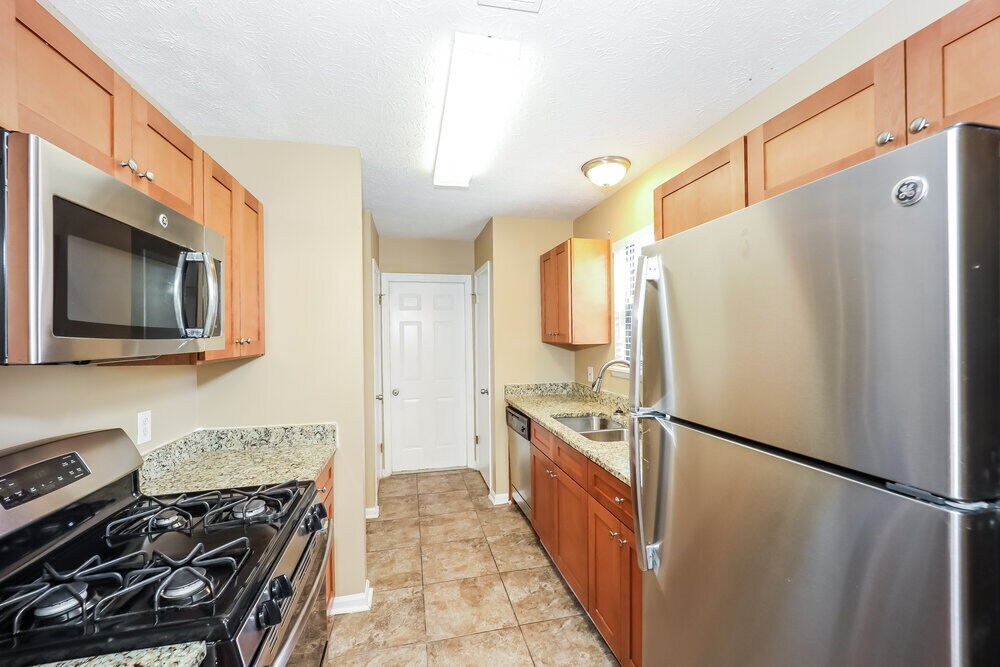 Building Photo - 5818 Northfield Dr