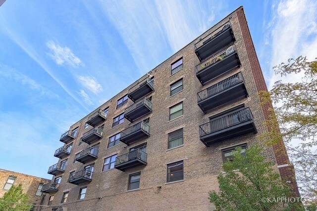 Building Photo - 106 N Aberdeen St