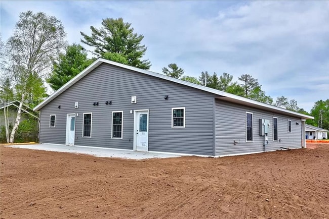 Building Photo - 10008 Aspen Ln