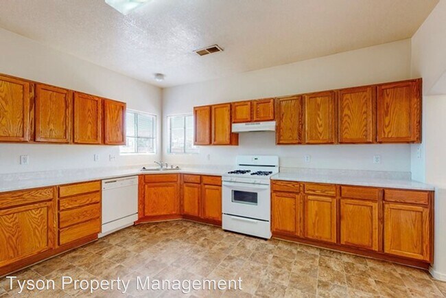 Building Photo - 3 br, 2.5 bath House - 3639 Big Cottonwood...