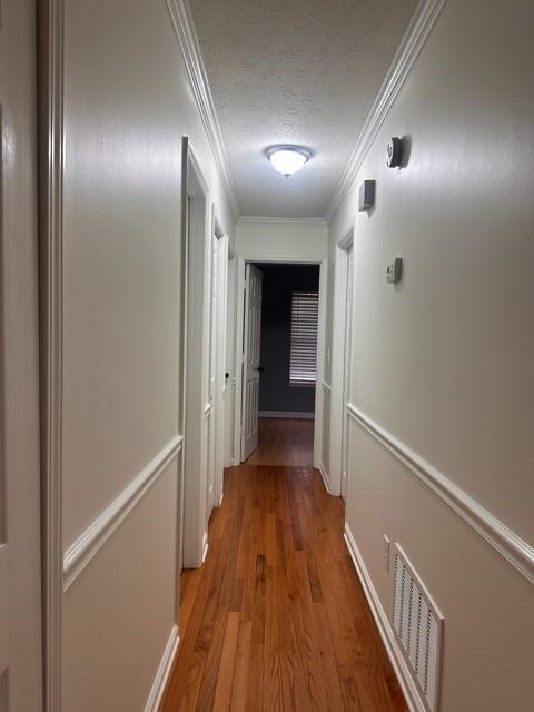 Building Photo - 10750 Plantation Bridge Dr