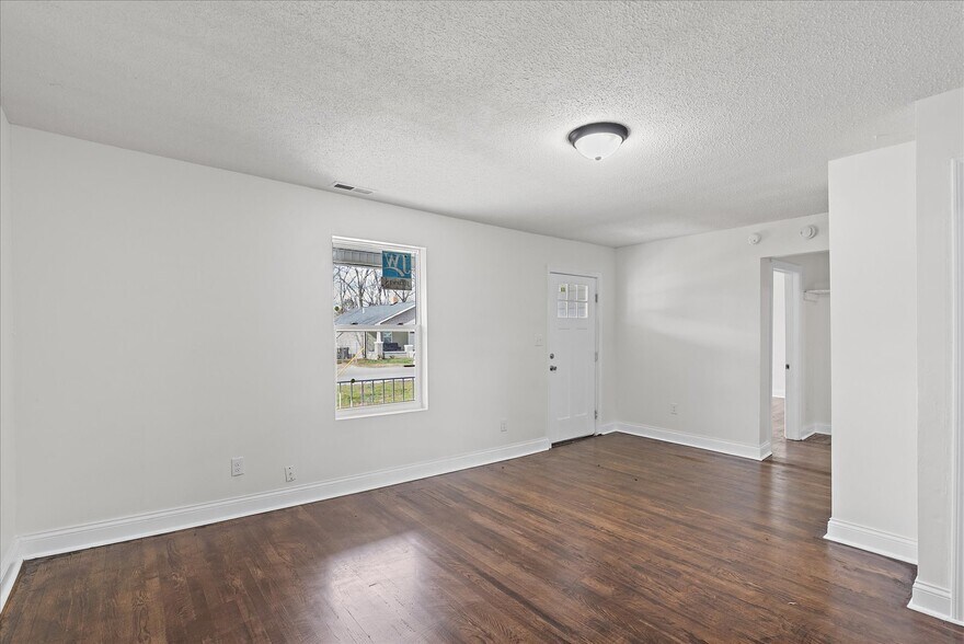 Building Photo - 2800 Curtis St