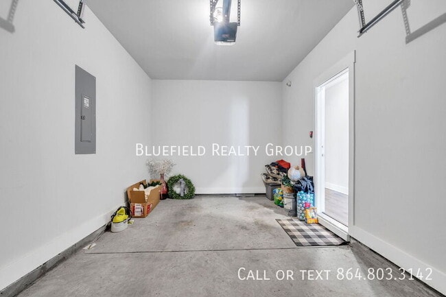 Building Photo - 516 Ml Pk Wy