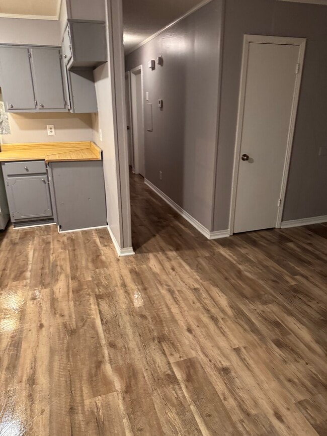 Building Photo - 3113 Beasley Dr