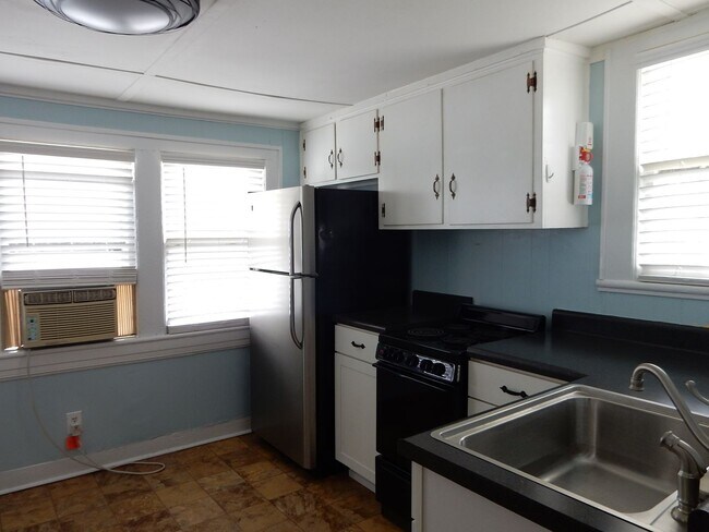 Building Photo - Allison/434