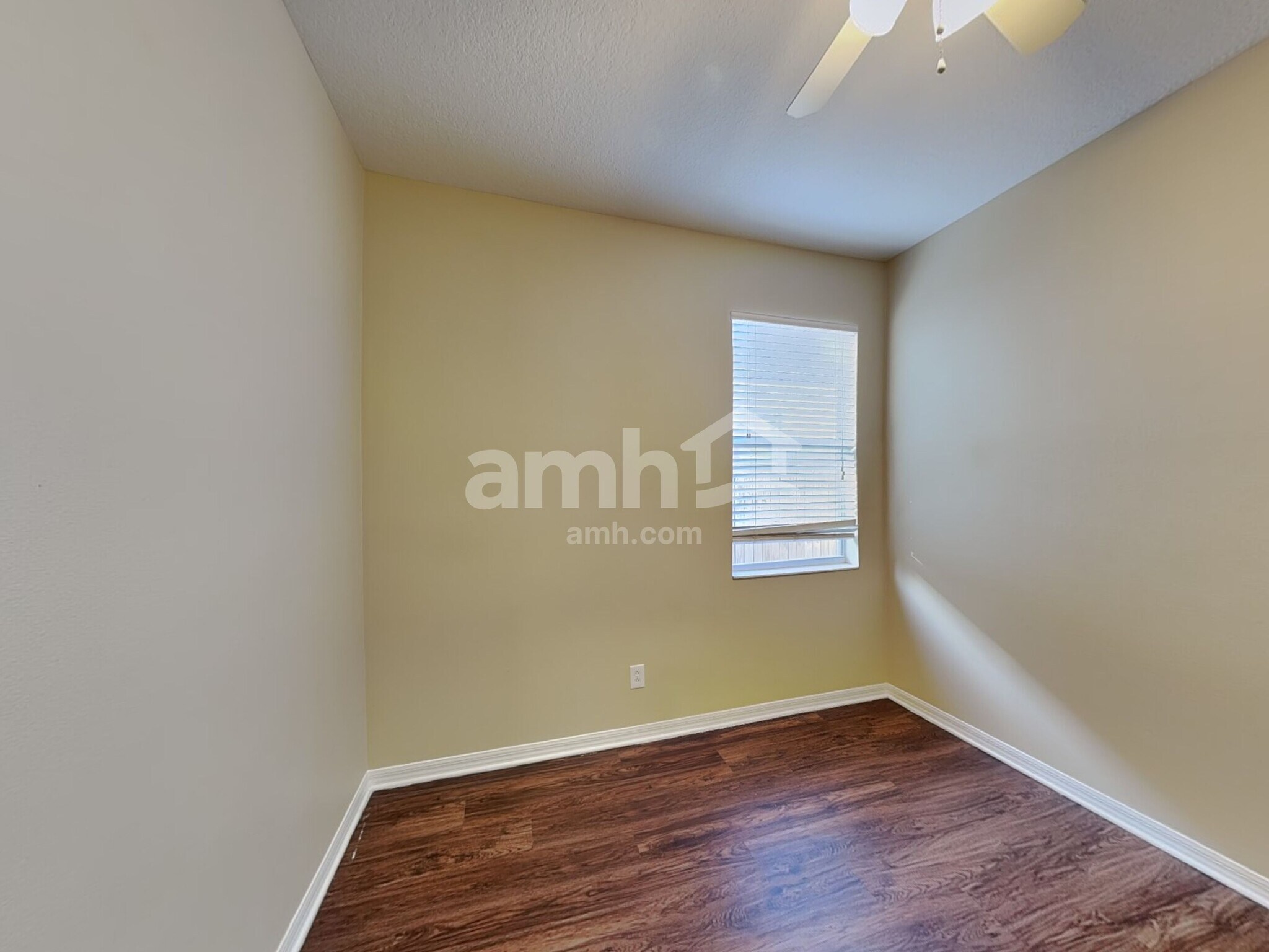 Building Photo - 8003 Moccasin Trail Dr