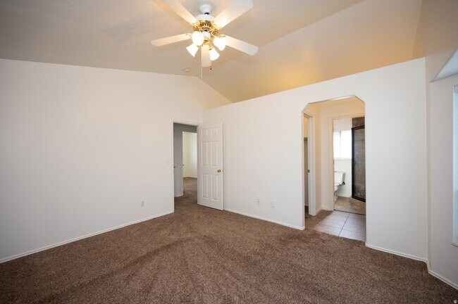 Building Photo - 8004 Old Barn Dr