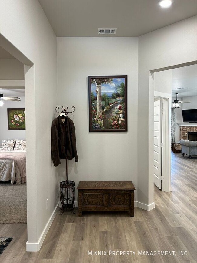 Building Photo - 2923 137th St