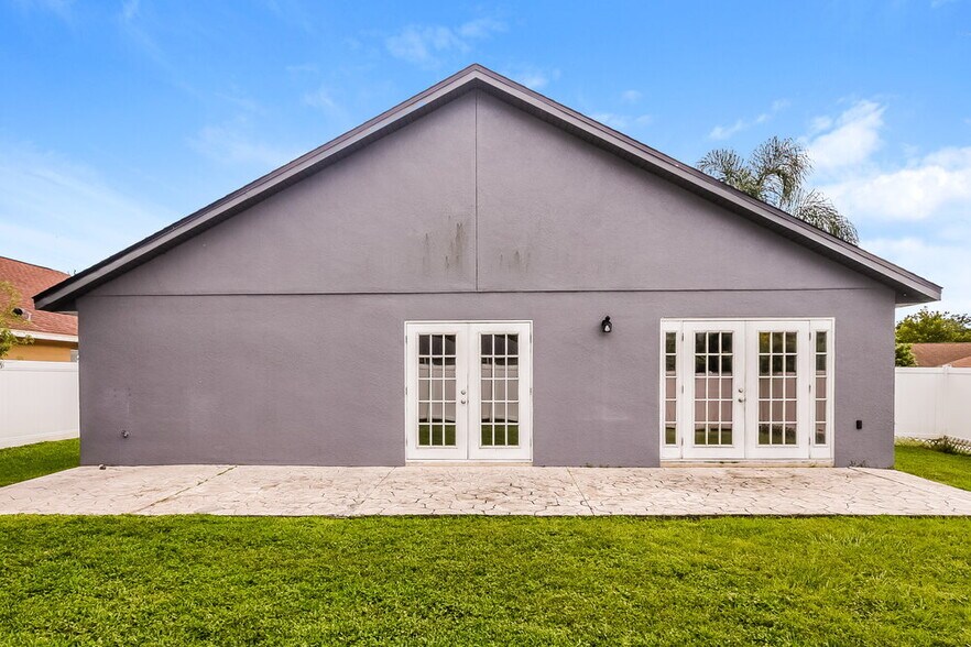 Building Photo - 11001 Siting Pl