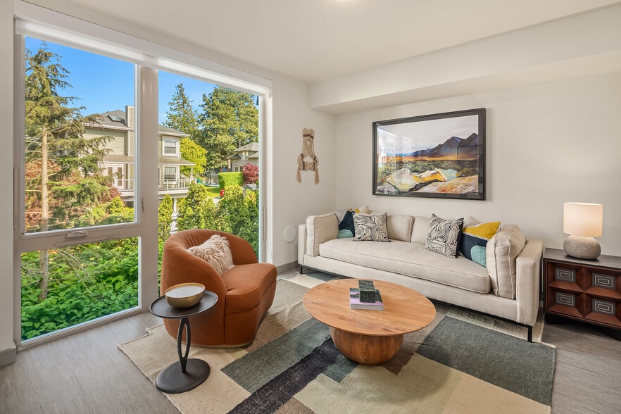 Primary Photo - Broadstone Vin